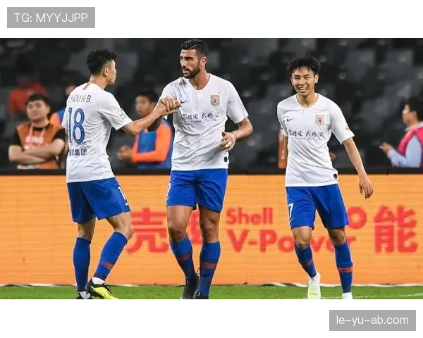 南安普顿创新进攻战术助力球队争冠竞争力持续攀升