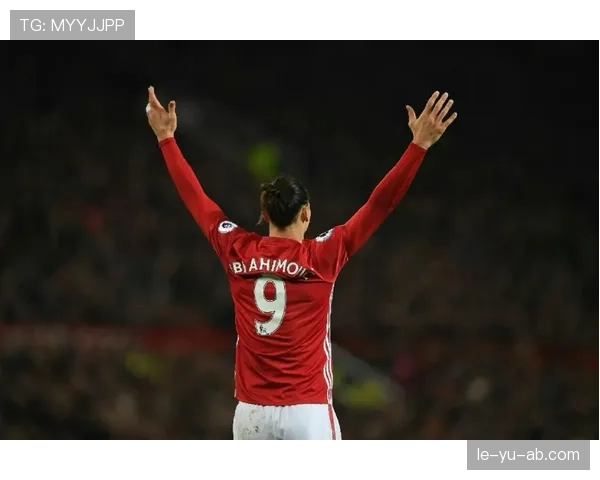 伊布退役后每天睡到下午三点，家里车库停着七辆超跑